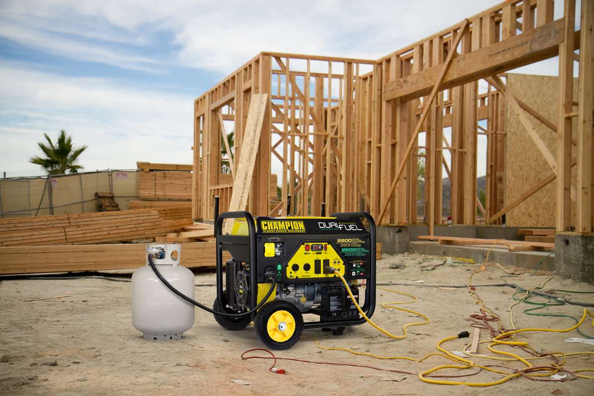 Champion 2800 Watt Dual Fuel LPG/Benzin-Generator